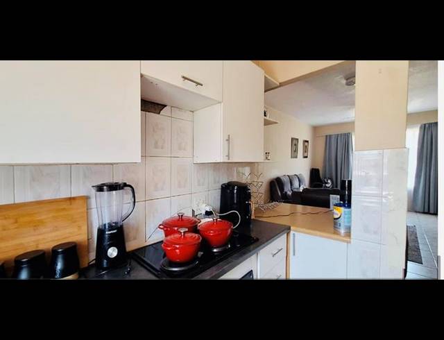 3 BEDROOM APARTMENT FOR SALE IN PRIMROSE